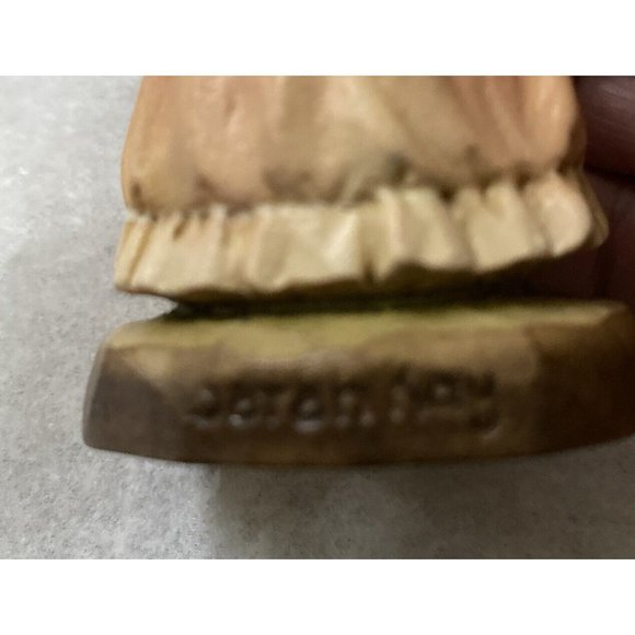 Wood Carving ANRI Wake-up Kiss Girl & Toys Figurine Signed Sarah Kay Teddy Vtg - Picture 10 of 12